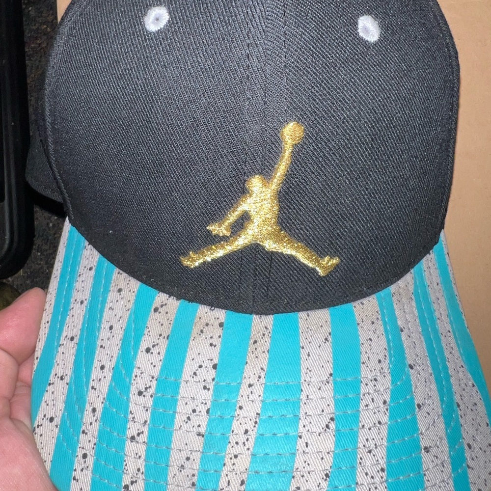 Jordan hat - Picture 1 of 2